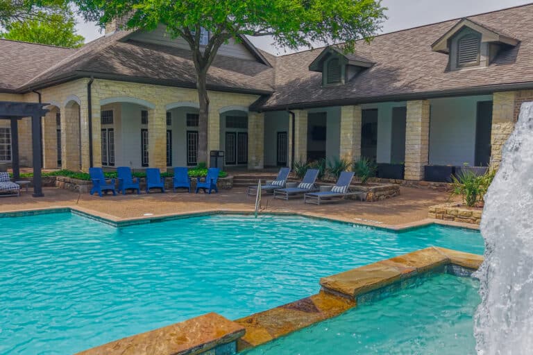 Legacy Estates at Frisco Apartments resort-style pool.